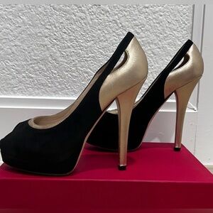 Fendi Black and Gold Stiletto Heels